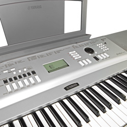 Yamaha 76-Key Keyboard&nbsp;&nbsp;Model#&nbsp;DGX230