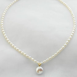 Diamond & Pearl Necklace&nbsp;&nbsp;Model#&nbsp;JNRT121