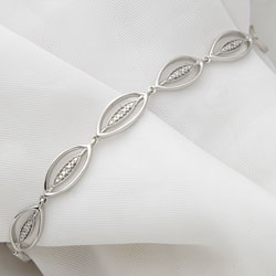 Diamond Leaf Bracelet Model# JB677
