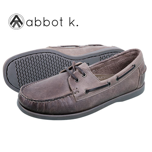 These Abbot K Boardwalk boat shoes are crafted from genuine leather and feature lace-up styling that provides the custom fit you're looking for. Also features moc toe, leather footbed, rubber midsole and flexible rubber outsole for sure footing on wet and dry surfaces. Color: Grey. Mens size 9.